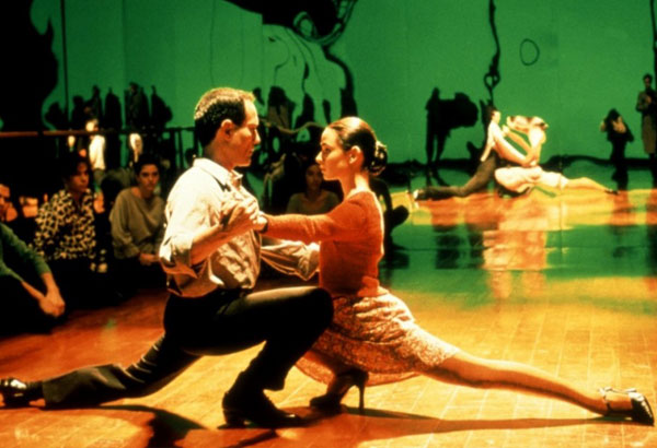 Tango in the movies intro Greek