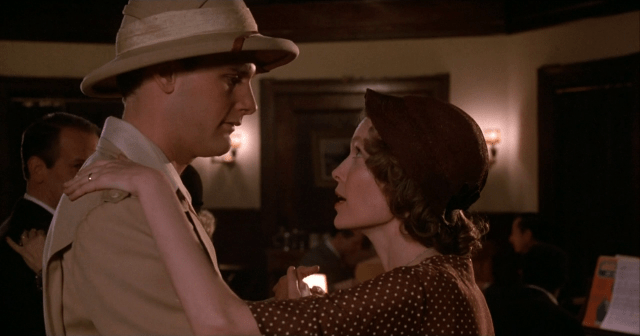 Unconventional love The purple rose of Cairo